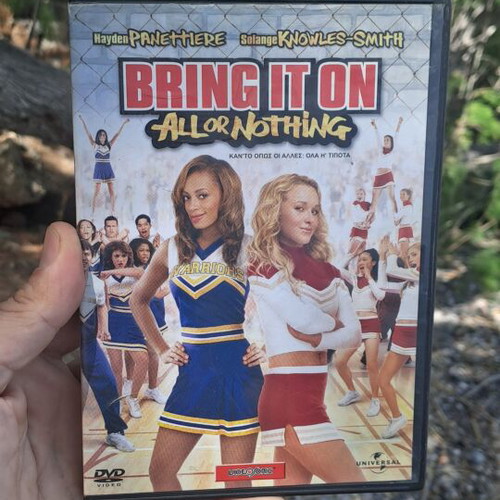 Bring It On DVD used, comedy social with subtitles