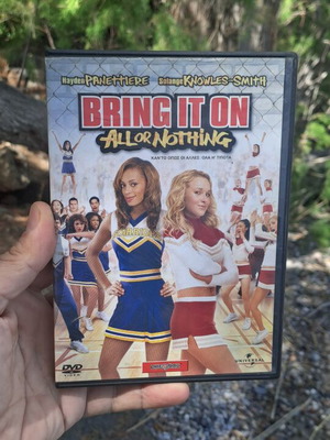 Bring It On DVD used, comedy social with subtitles