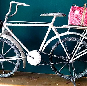 Μεταλλικό ποδήλατο Χριστουγεννιάτικο με λαμπάκια led!! Διαστάσεις 40Χ10Χ26εκ.