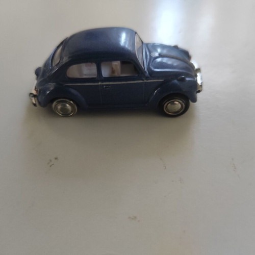 Volkswagen Beetle Classical KT 2540 miniature car used, Kinsmart