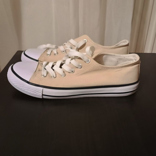 Γυναικεία αθλητικά παπούτσια Airstep νούμερο 41 μπεζ σαν καινούργια