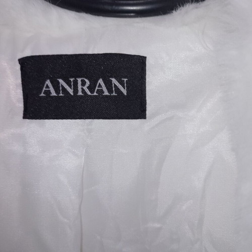 White ANRAN eco fur one size with pockets new