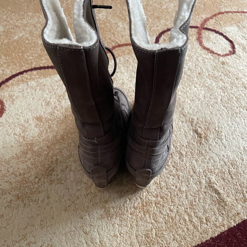 Winter boots with fur Bloom like new, size 37, beige