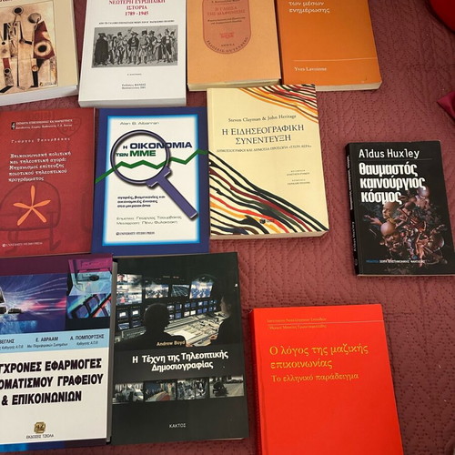Journalism Books new university editions from all semesters