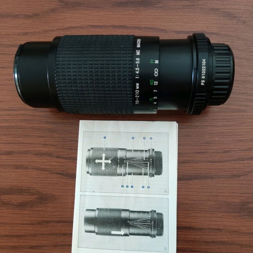 Super Cosina 70-210mm MC Macro camera lens like new