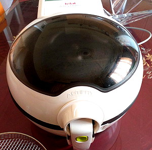 Tefal actyfry express.  Σε άριστη κατάσταση. Για τους λάτρεις της υγιεινής διατροφής. Δώρο η ράβδος μπλέντερ Bosch! Σε τιμή ευκαιρίας!