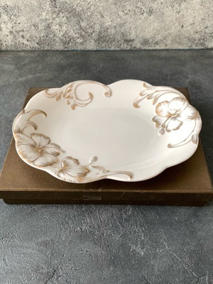 Serving plate new, 24 karat gold