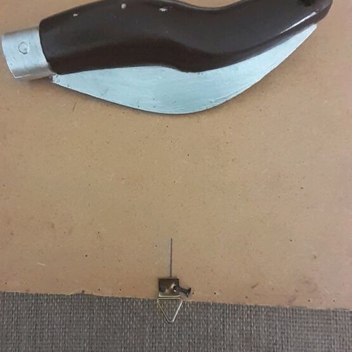 Collectible folding knife used with wooden handle
