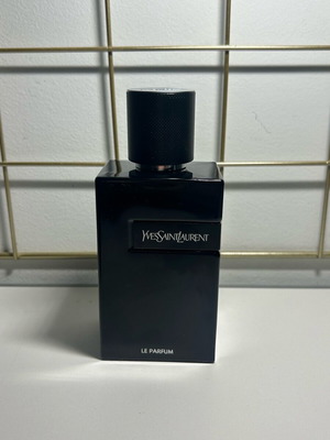 YvesSaintLaurent Le Parfum 100ml like new