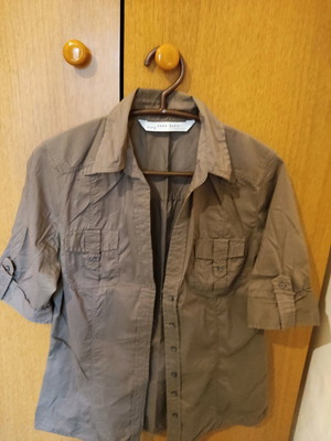 Women's shirt like new, size S