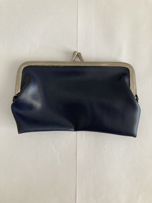 Βίντατζ πορτοφολάκι navy blue με μεταλλικό κούμπωμα kiss-lock