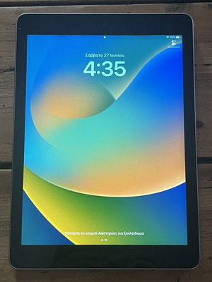 iPad 5th generation 32GB used, model A1822 without charger