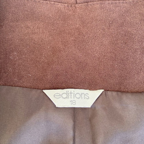 Vest used, size 18