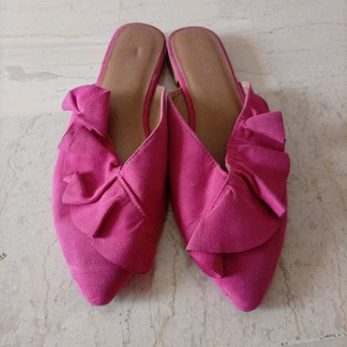 Pieces slippers size 38 pink used in good condition