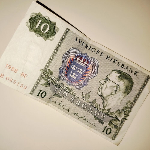 Swedish 10 Kronor Banknote 1988 like new