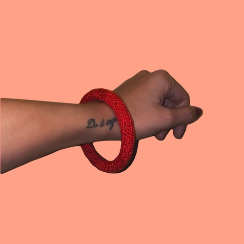 Handmade macrame bracelet like new, red