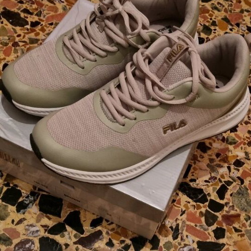 Fila Unisex Shoes 41 Like New, Beige Green Athletic