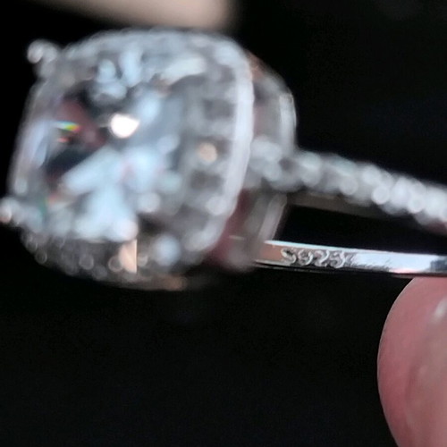 Square Cut Silver Zirconia Ring Size 6 New