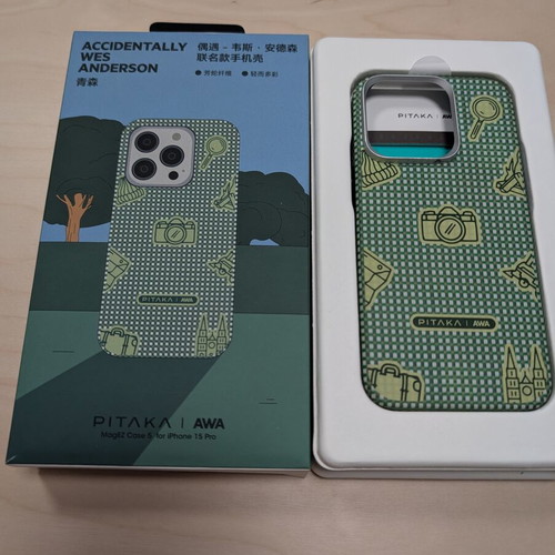 Pitaka Aramid Limited Edition iPhone 15 Pro Wes Anderson case like new