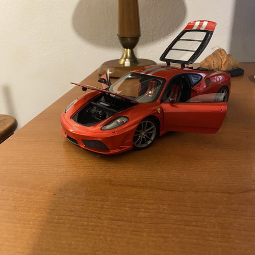 Ferrari 430 Scuderia 1/18 Hotwheels Elite model car
