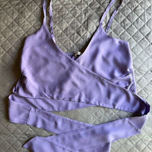 MindyourStyle small lilac wrap top like new