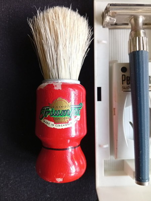 Ξυραφάκι Gillette μεταχειρισμένο με πινέλο ξυρίσματος και αυθεντική θήκη σετ