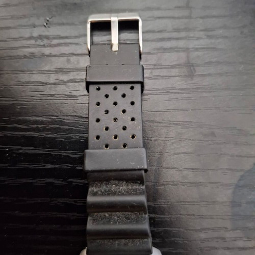 Shark Diver Quartz 200M watch used, vintage style