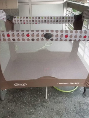 Graco Contour Electra Travel Cot new