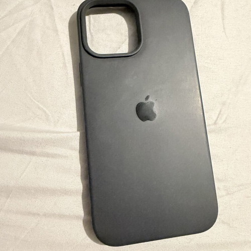 iPhone 13 Pro Max genuine case like new