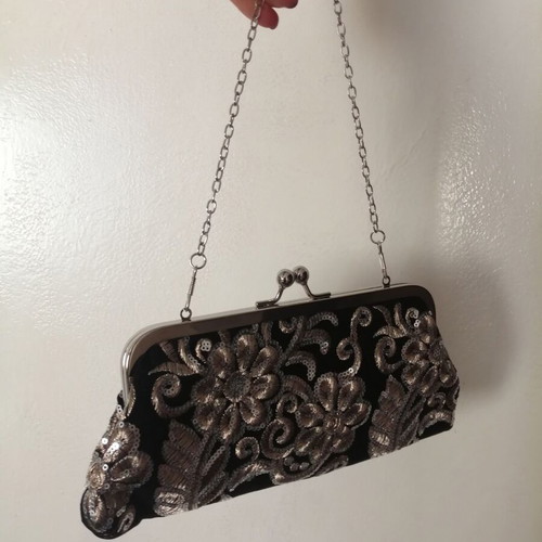 Elegant black clutch bag with sequins and floral embroidery, new