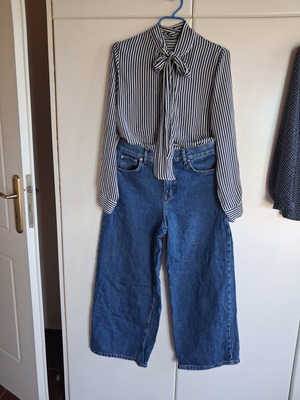 Wide high-waisted jeans Pull & Bear like new, size M
