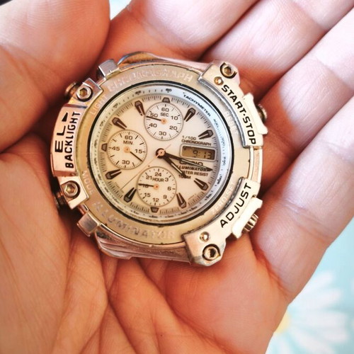 Casio Illuminator used collectible watch with crown issue silver