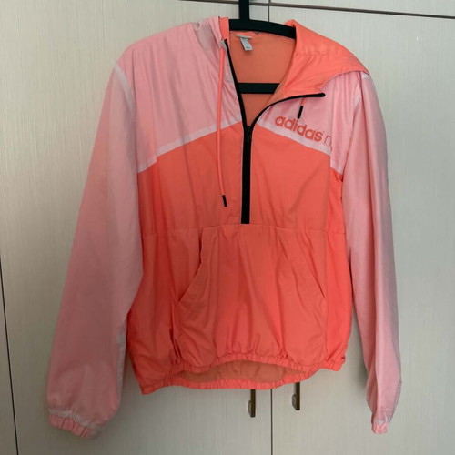 Adidas windbreaker like new, women's size M