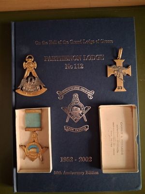 Parthenon Lodge No.112 Athens Masonic Collection like new