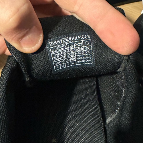 Tommy Hilfiger women's sneakers like new, size 36, black
