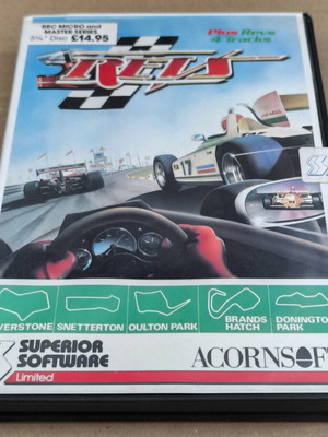 Revs & Revs 4 Tracks like new, BBC Micro, disk, clam box