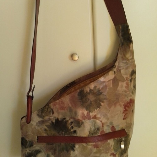 Condor leather bag like new, crossbody, beige and brown