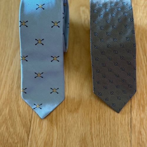 Brooks Brothers ties 100% silk like new, gray, set of 2