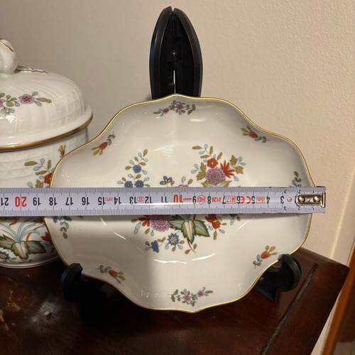 Hutschenreuther porcelain set like new