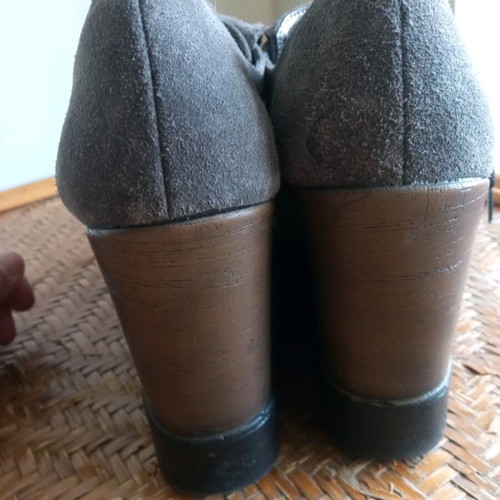 Platform shoes genuine leather size 37 like new, dark gray