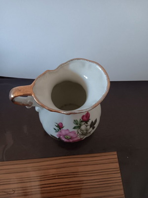 Milk jug in good condition