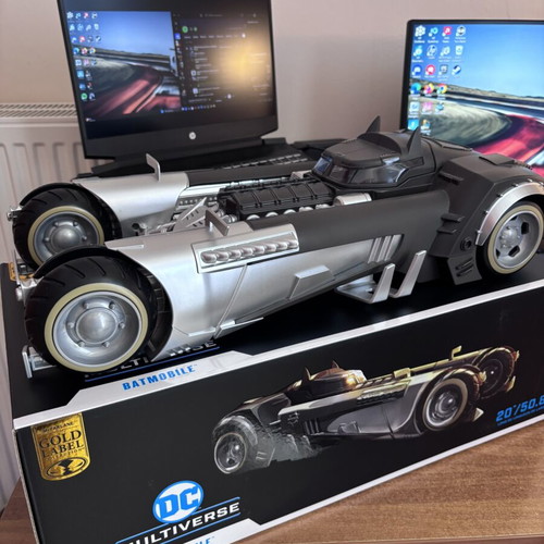 Batmobile McFarlane Toys Gold Label Collection new