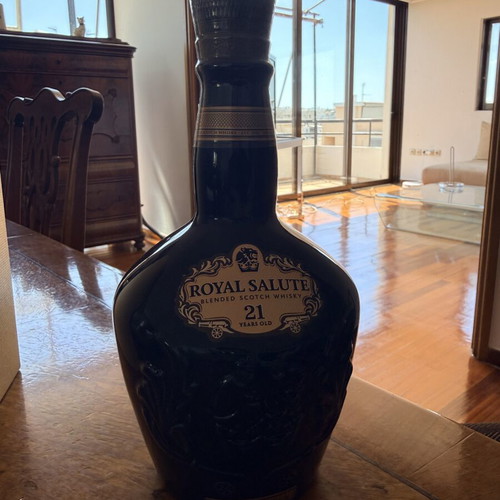 Royal Salute 21 Years The Sapphire Flagon 700ml whisky bottle