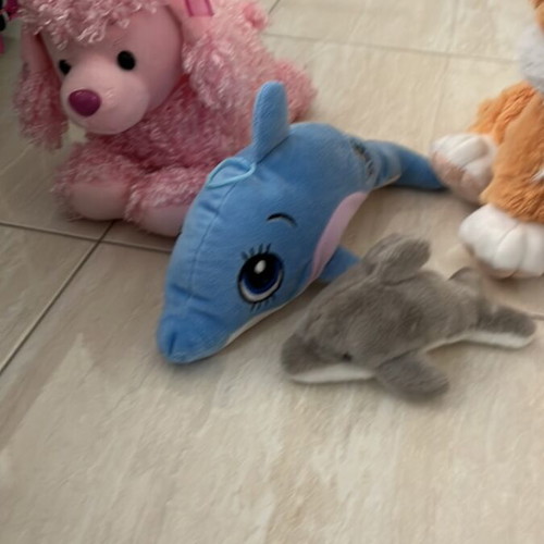 Stuffed toys like new, pack of 6 pieces