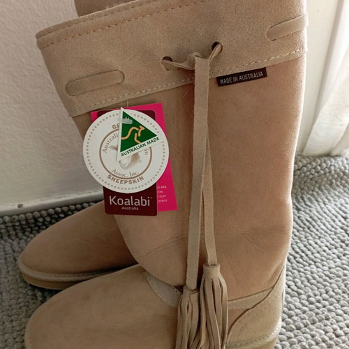 Koalabi boots new, sheepskin lining, beige, size 37.5-38