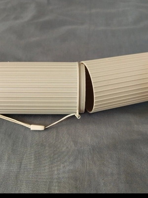 Travel toothbrush case like new