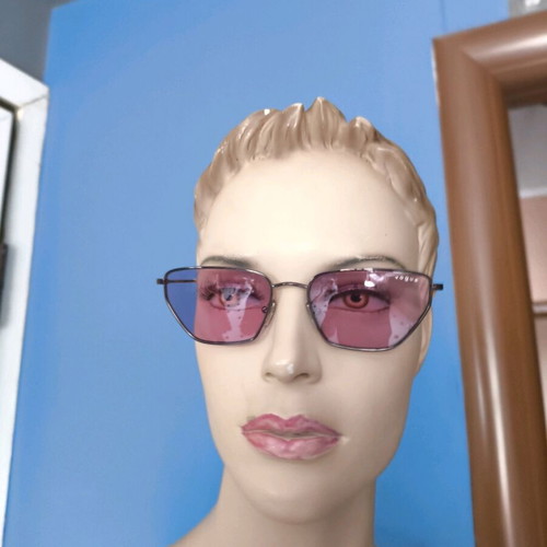 Vogue 4316S 514976 56 sunglasses new, pink lenses