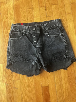 Salt & Pepper women's black denim shorts size 24