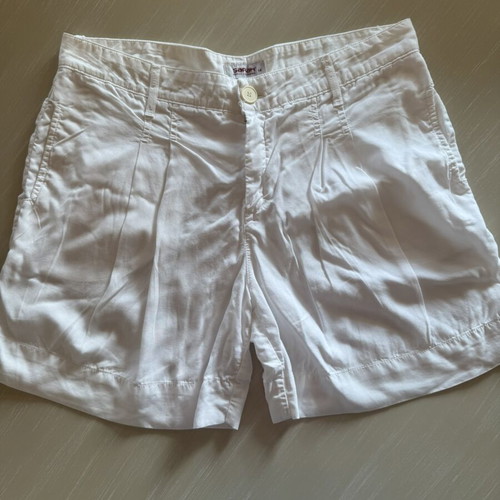Sarah Lawrence white cotton shorts XL, pleated summer style, like new
