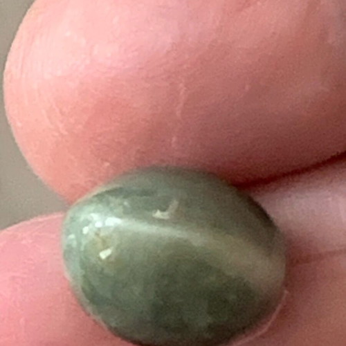 Cat’s eye natural stone 10.5-11.0 cts new
